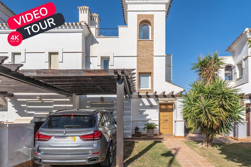 Maison de Ville à vendre dans Torrevieja, Alicante