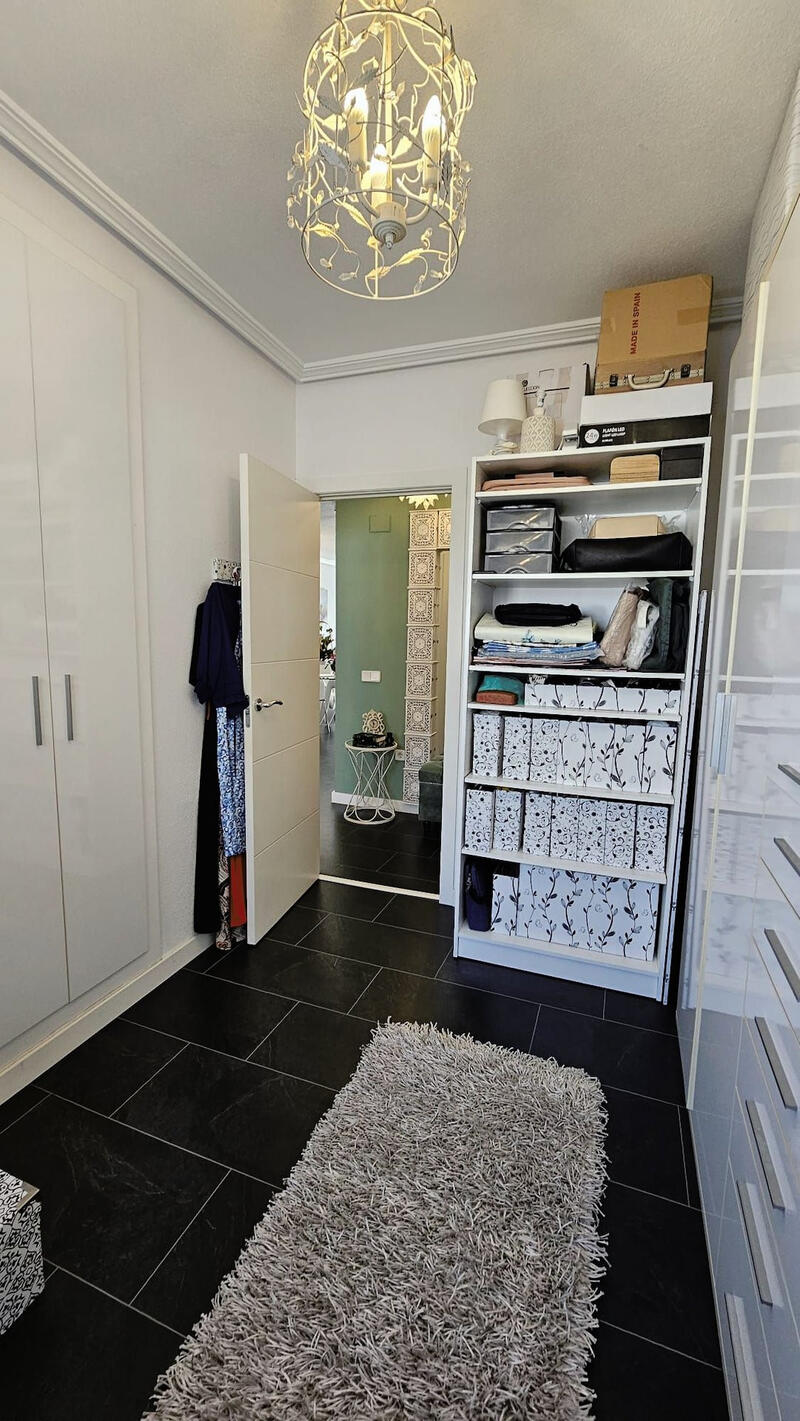 3 slaapkamer Appartement Te koop