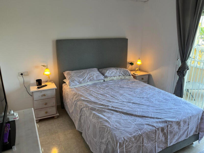 2 Schlafzimmer Stadthaus zu verkaufen