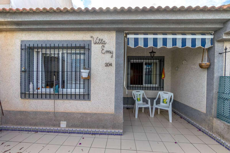 2 Cuarto Villa en venta