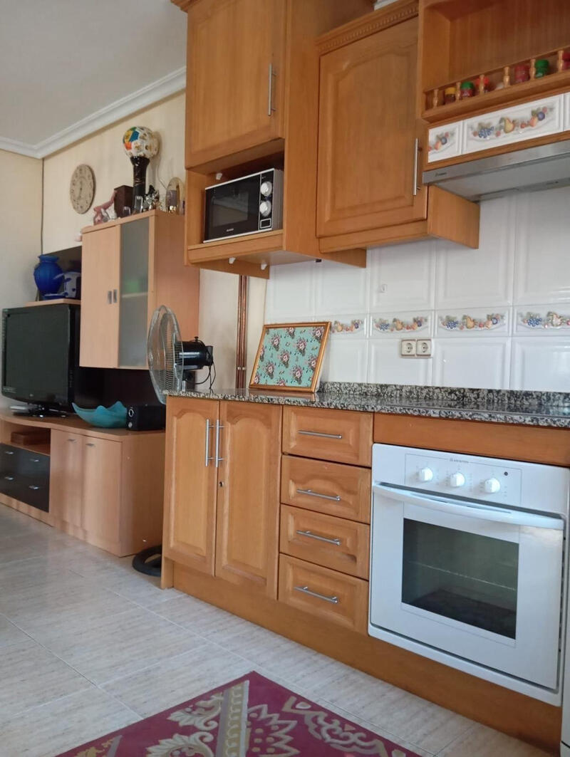 2 Cuarto Villa en venta