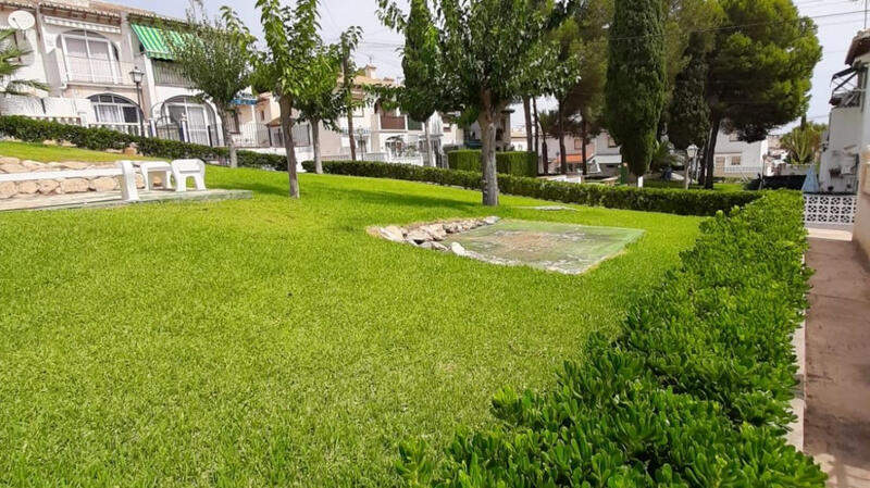 1 Cuarto Villa en venta