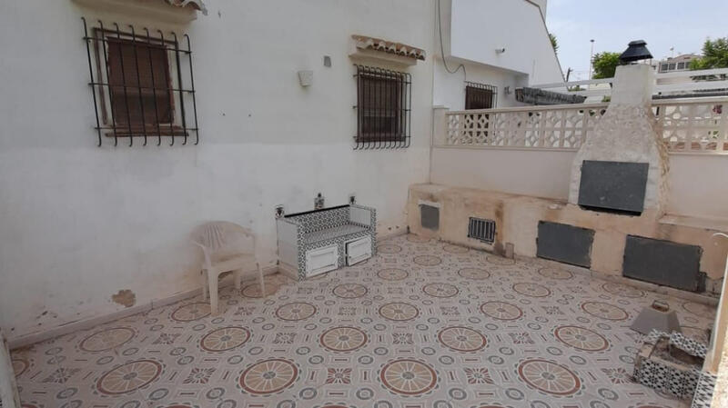 1 Cuarto Villa en venta