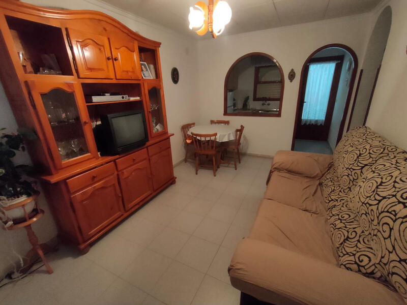 2 Cuarto Villa en venta