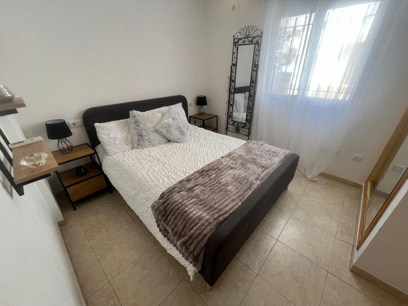 2 Cuarto Villa en venta