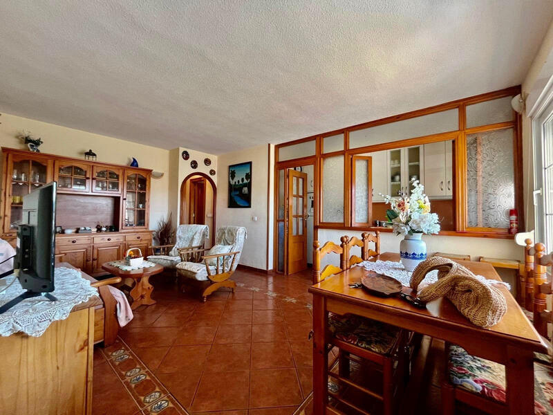 2 Cuarto Villa en venta