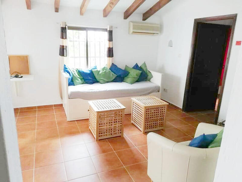 2 Cuarto Villa en venta