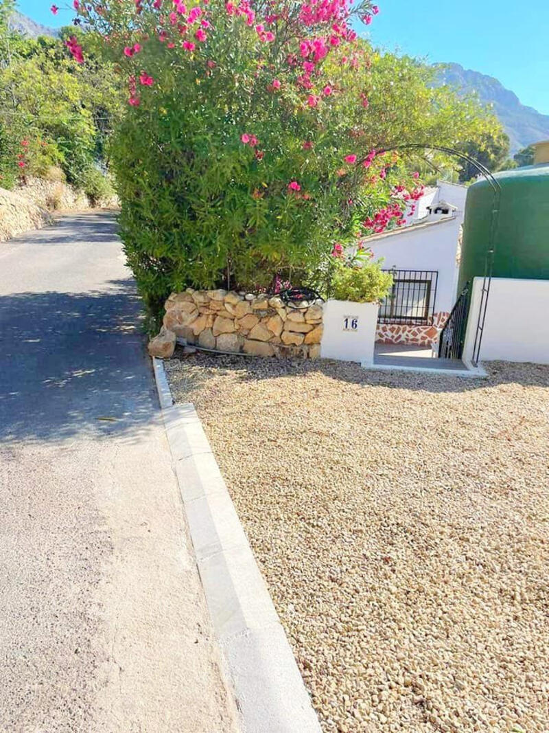 2 Cuarto Villa en venta