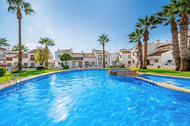 Villa à vendre dans Orihuela Costa, Alicante