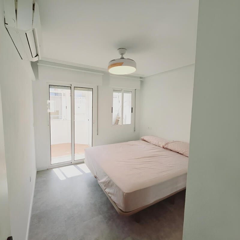 2 slaapkamer Appartement Te koop