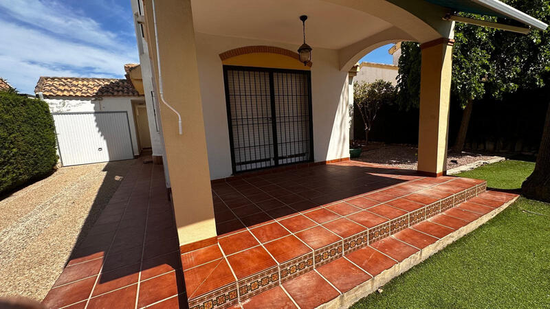 4 Cuarto Villa en venta