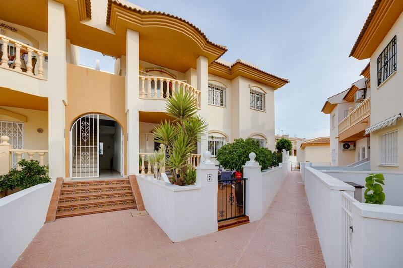 Villa for sale in Ciudad Quesada, Alicante