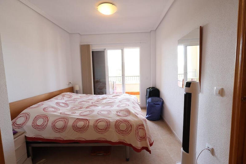 2 slaapkamer Appartement Te koop