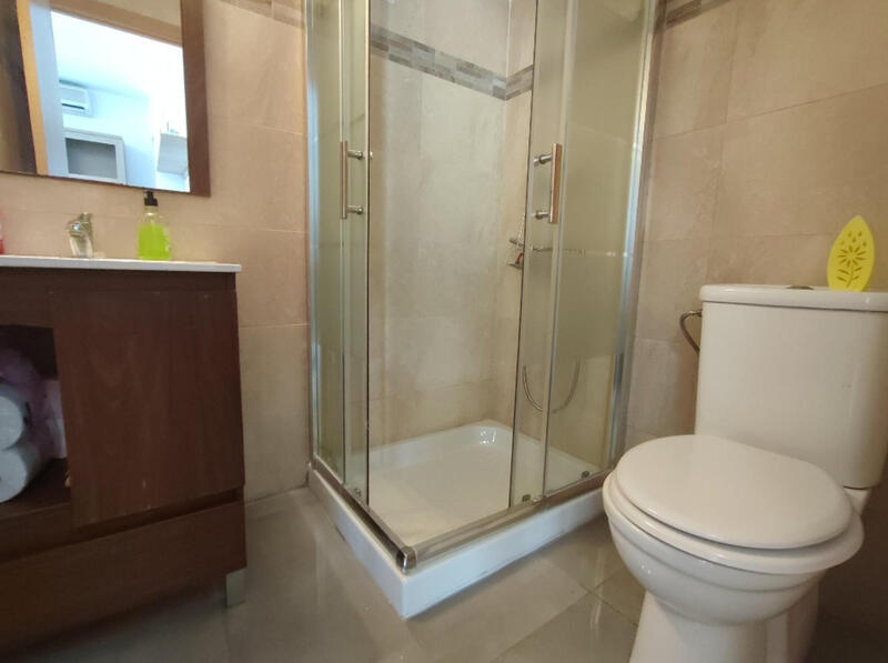 2 Cuarto Villa en venta