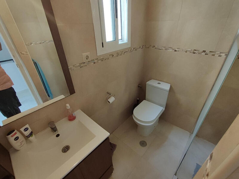 2 Cuarto Villa en venta