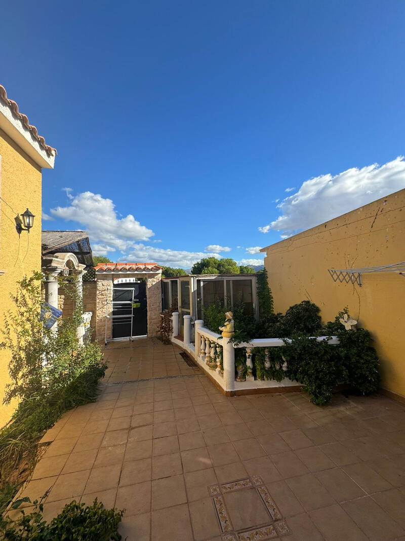 6 Cuarto Villa en venta