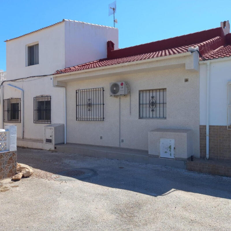 2 Cuarto Villa en venta