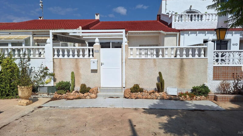 2 Cuarto Villa en venta