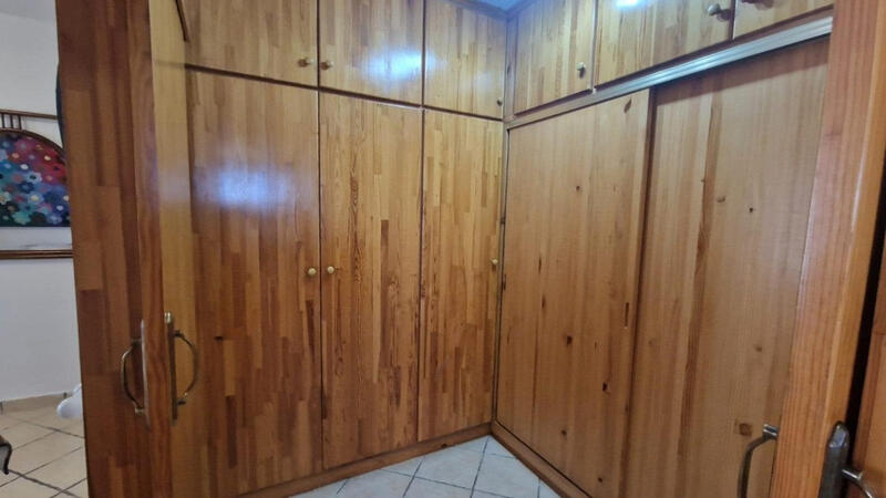 3 slaapkamer Gezinswoning Te koop