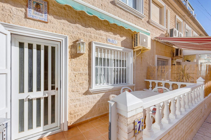 Townhouse for sale in Torrevieja, Alicante