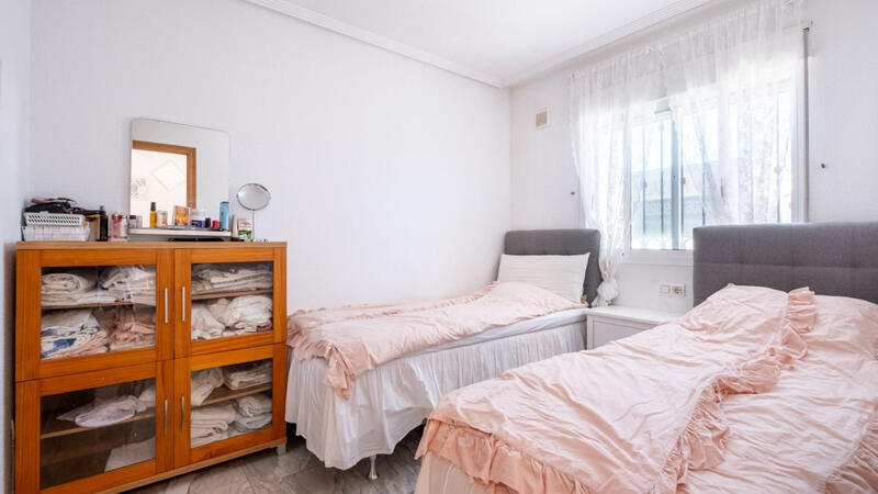 2 slaapkamer Appartement Te koop