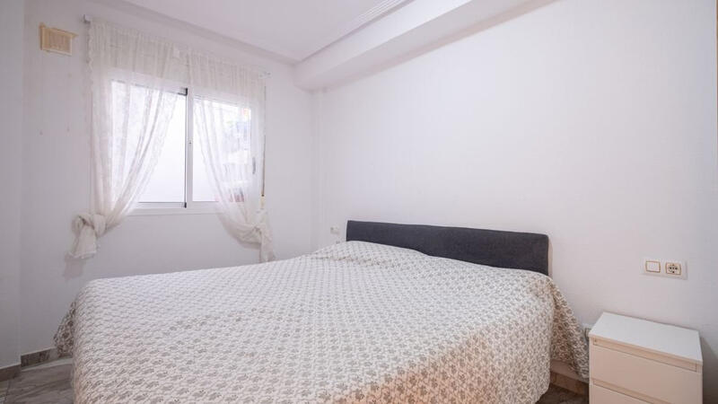 2 slaapkamer Appartement Te koop