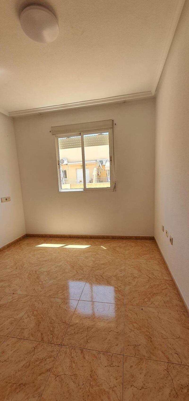 2 slaapkamer Appartement Te koop