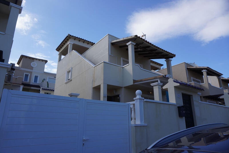 Villa à vendre dans San Miguel de Salinas, Alicante