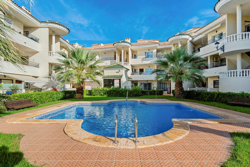 Apartment for sale in Jacarilla, Alicante