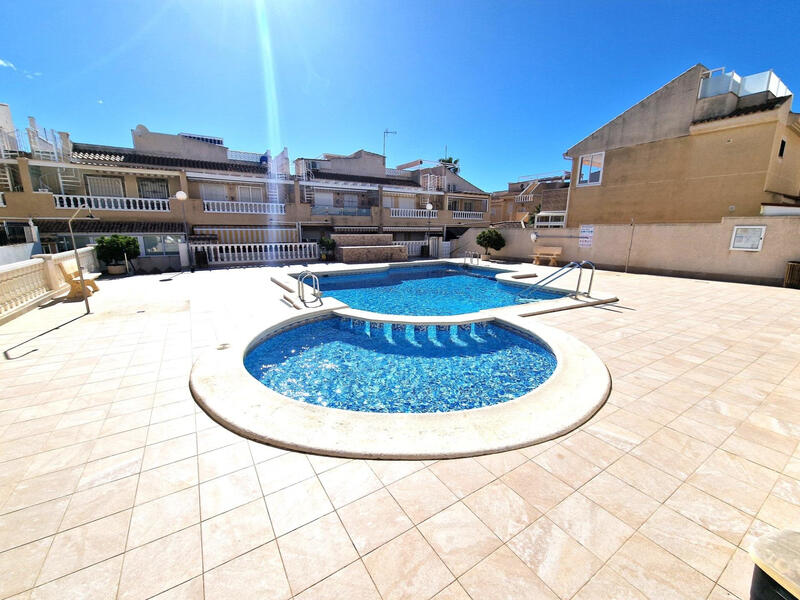 Appartement zu verkaufen in Torrevieja, Alicante