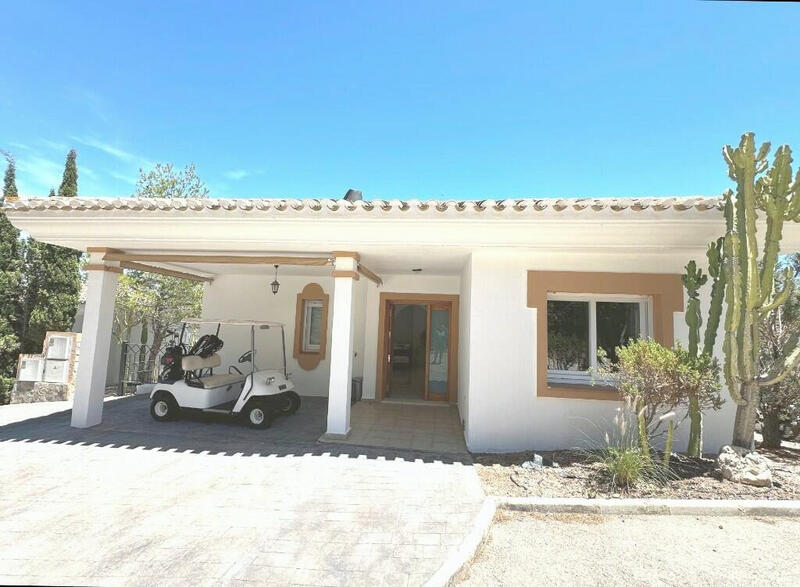 3 Cuarto Villa en venta