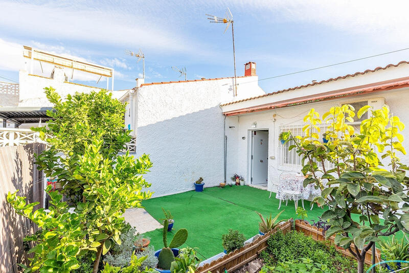 2 Cuarto Villa en venta