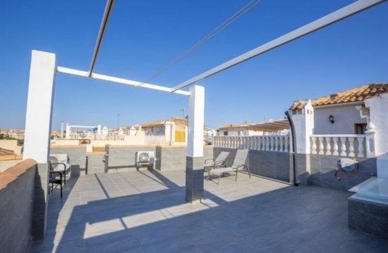 2 Cuarto Villa en venta