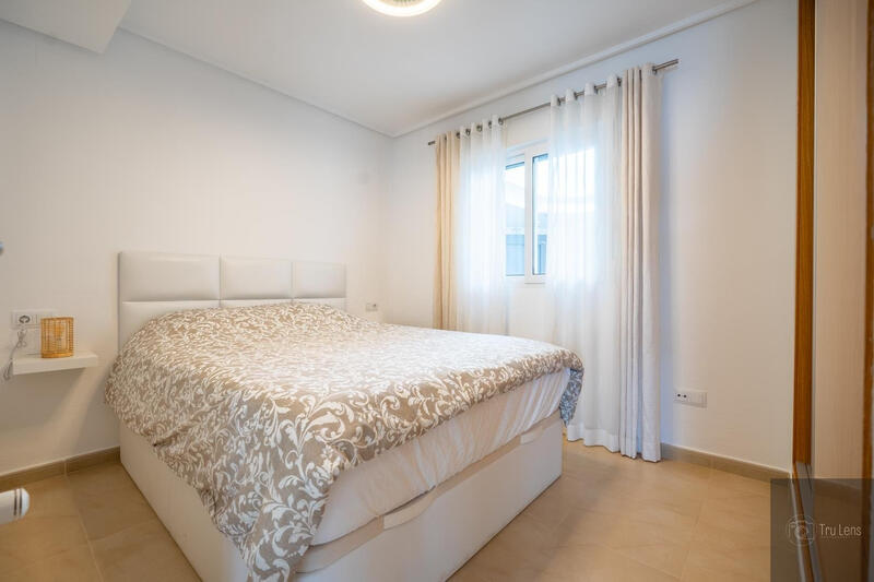 2 slaapkamer Appartement Te koop