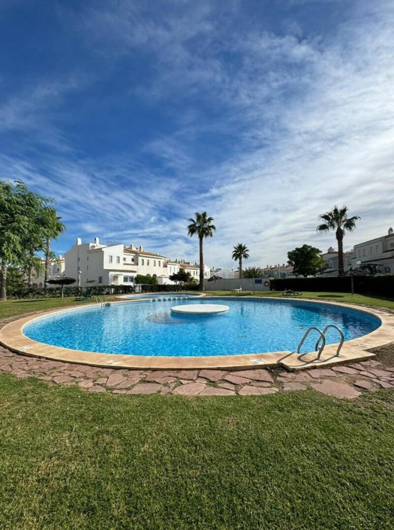 Townhouse for sale in Polop, Alicante