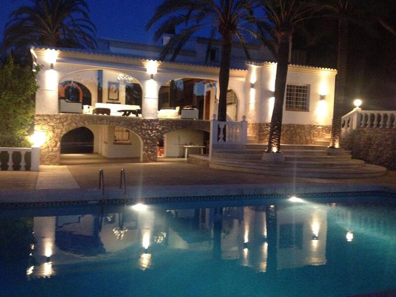 Villa til salgs i Javea, Alicante