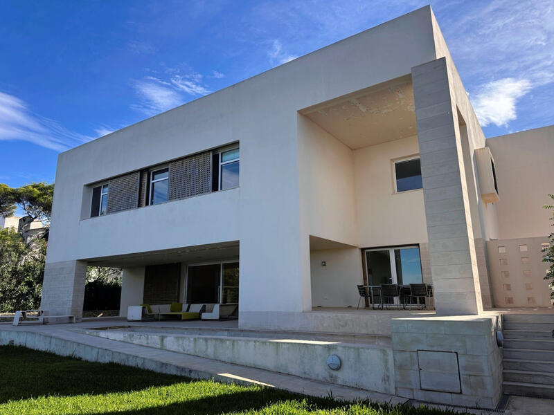 4 Cuarto Villa en venta