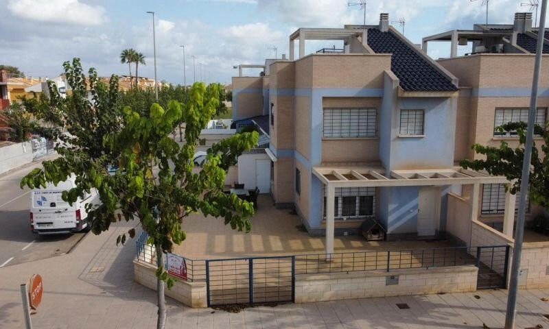 4 Cuarto Villa en venta