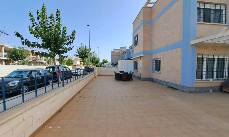 4 Cuarto Villa en venta