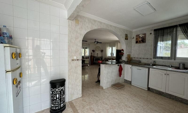 4 Cuarto Villa en venta