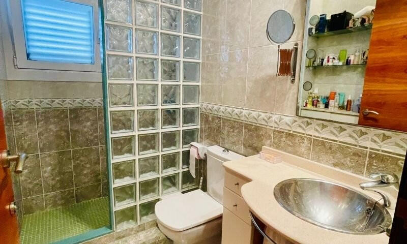 4 Cuarto Villa en venta