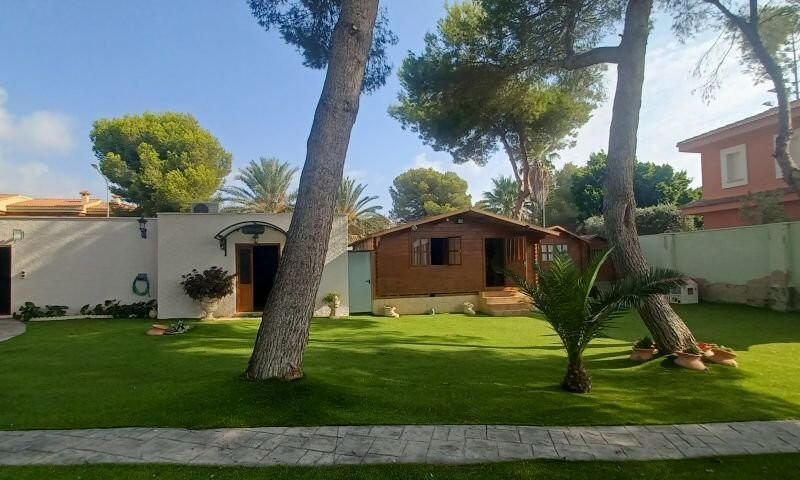 3 Cuarto Villa en venta