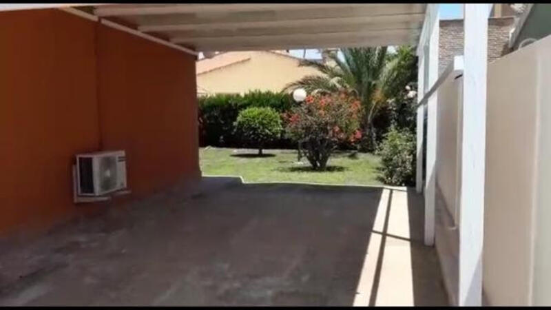 4 Cuarto Villa en venta