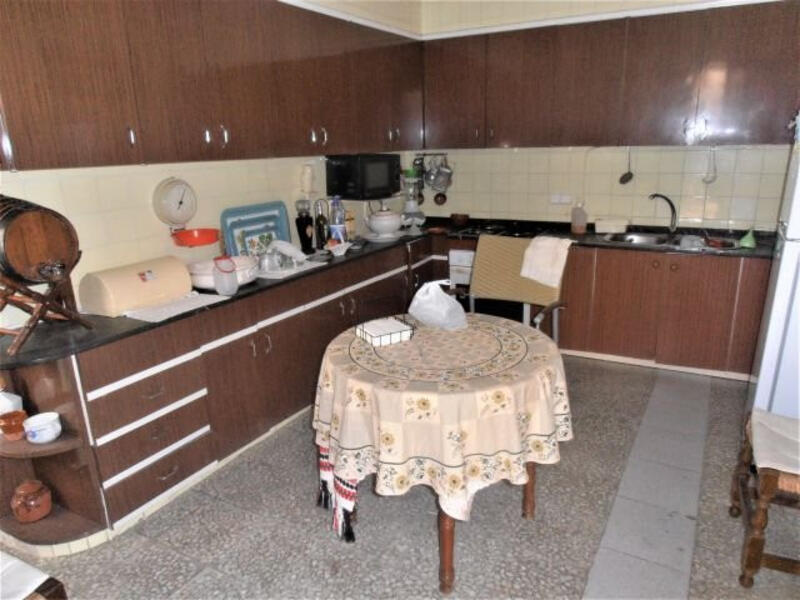 4 Cuarto Villa en venta