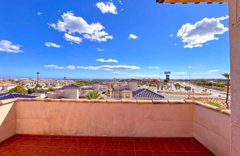 4 Cuarto Villa en venta