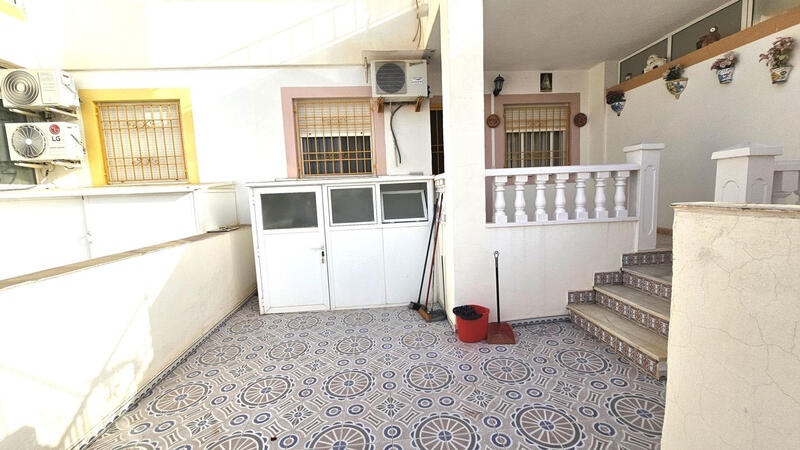 2 Cuarto Villa en venta