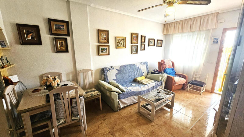 2 Cuarto Villa en venta