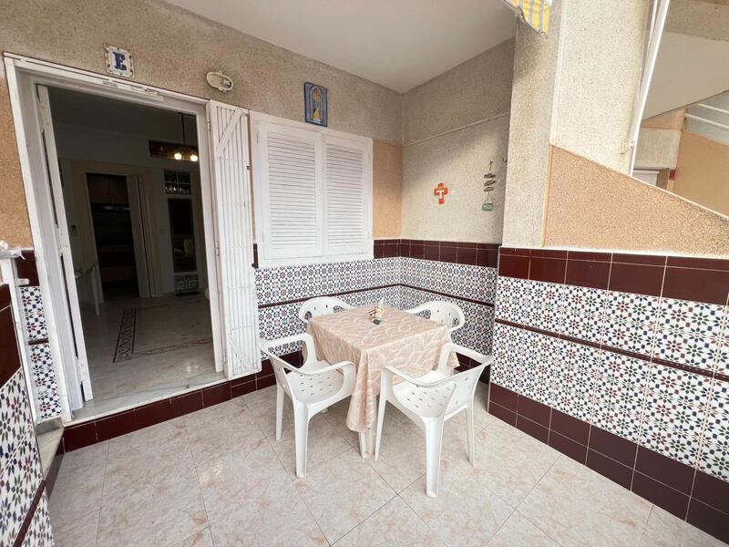 2 Cuarto Villa en venta