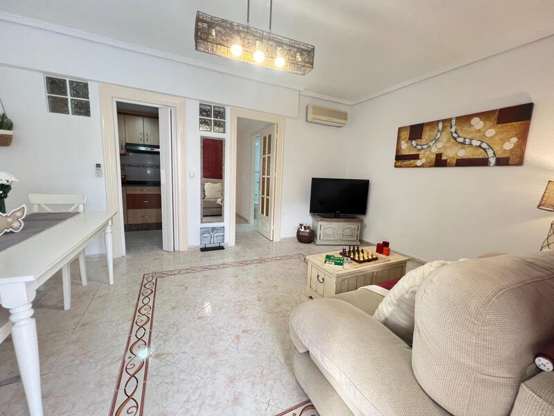 2 Cuarto Villa en venta