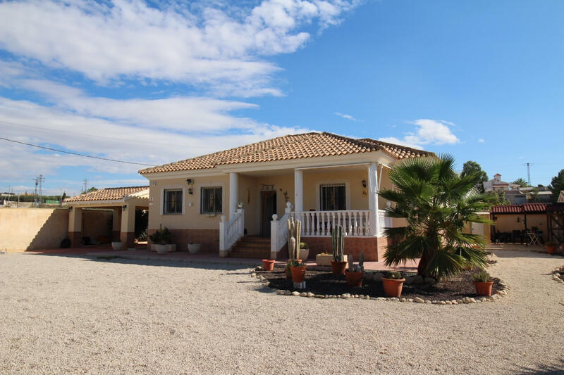 Villa til salg i Fortuna, Murcia